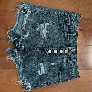 never worn womens shorts